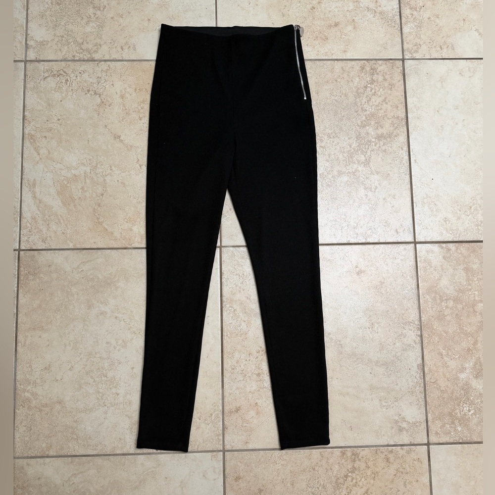Zara Elegant Black Ribbed leggings